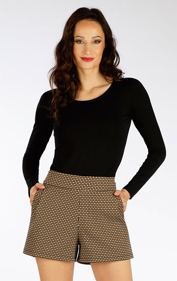 Women´s shorts.