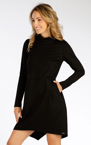 Dresses, skirts, tunics > Women´s dress with long sleeves. 7F061