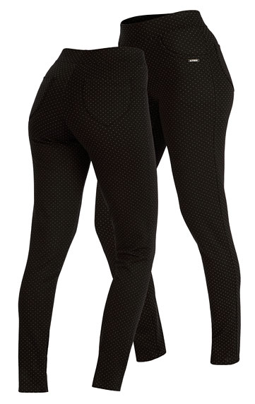 Women´s classic waist trousers.