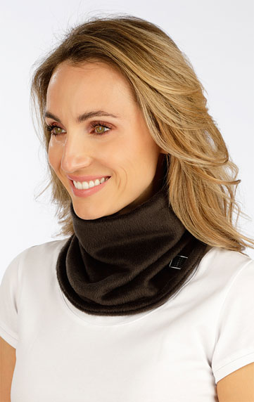 Accessories > Neck warmer. 7F135