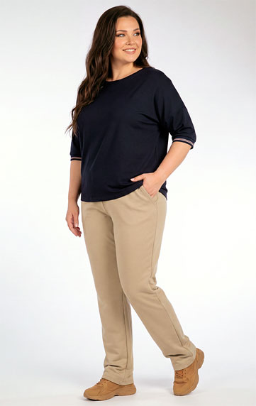 Women´s long trousers.