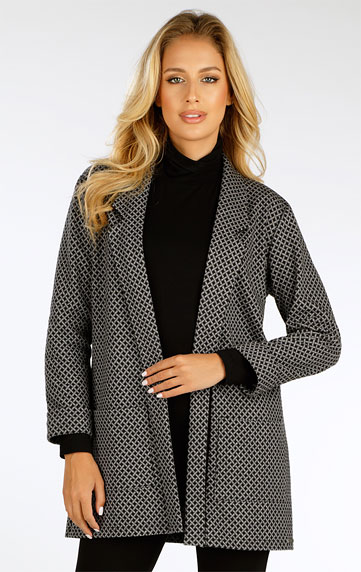 Women´s long jacket.