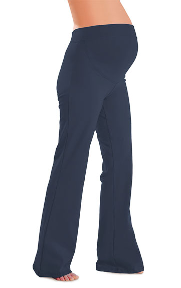 Maternity clothing > Maternity long leggings with boot-cut legs. 99413