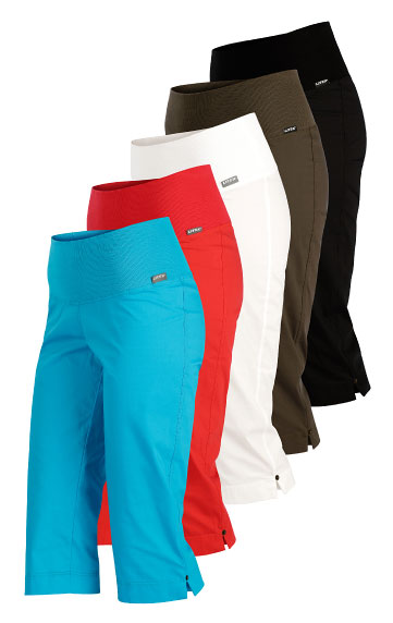 Leggings, trousers, shorts > Maternity 3/4 length trousers. 99527