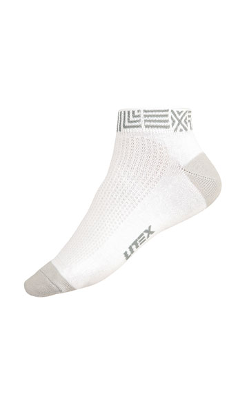 Socks > Sports ankle socks. 9A002