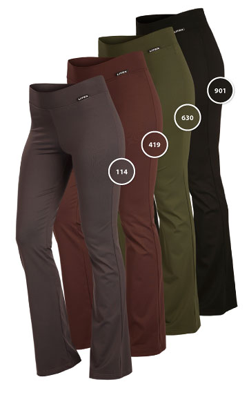 Women´s long boot-cut leggings.