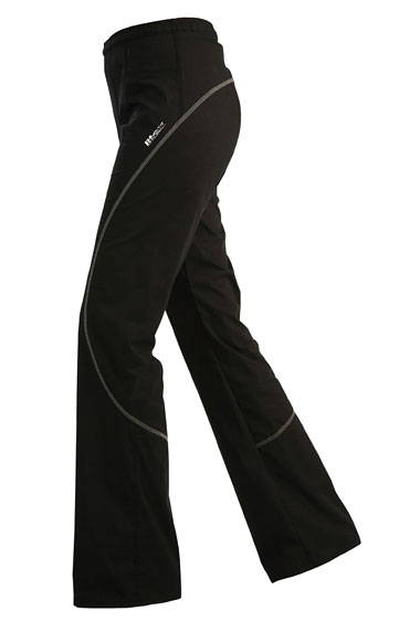 Women´s classic waist cut long trousers.